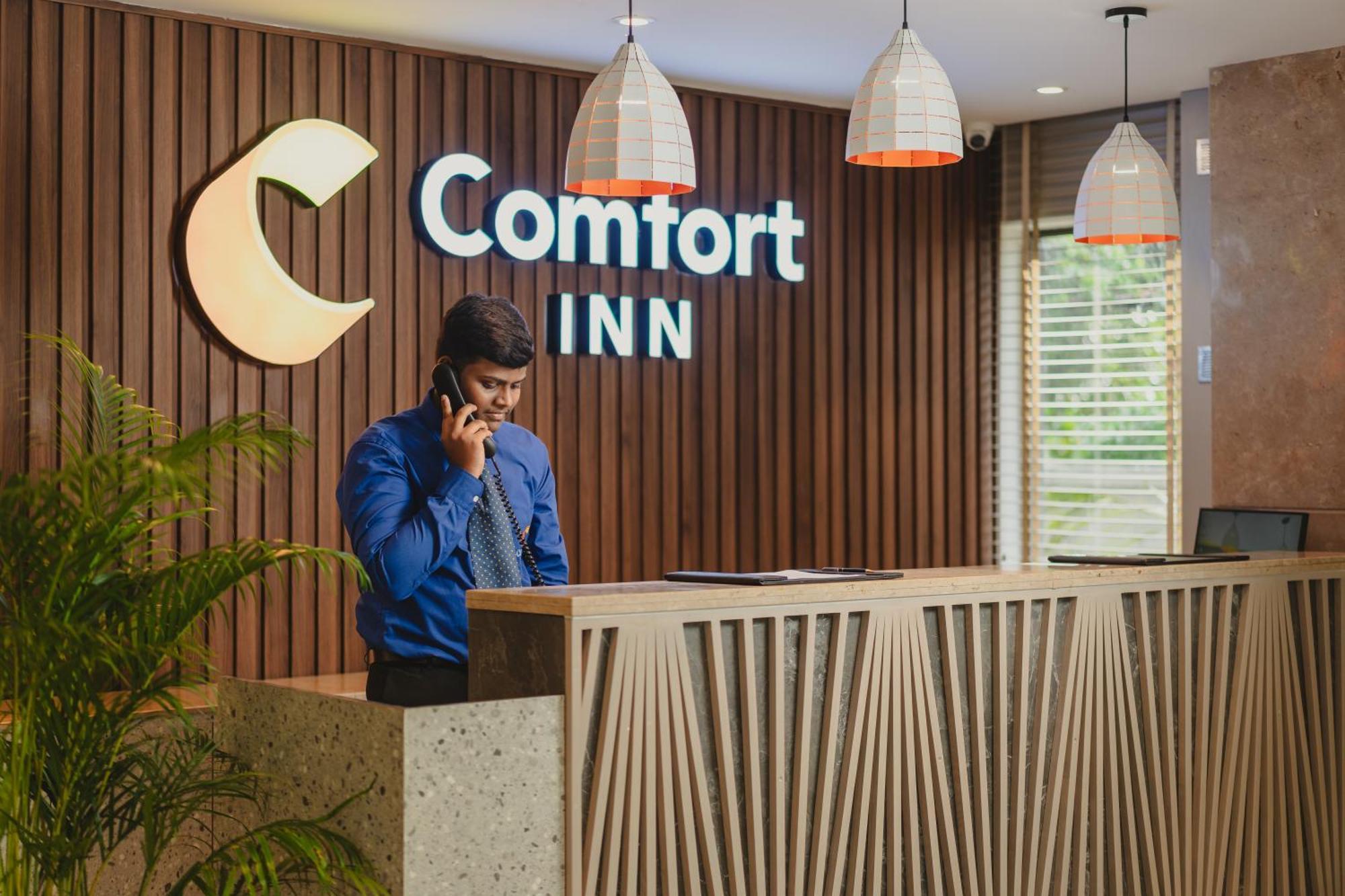 Comfort Inn Elite Jua Eksteriør bilde