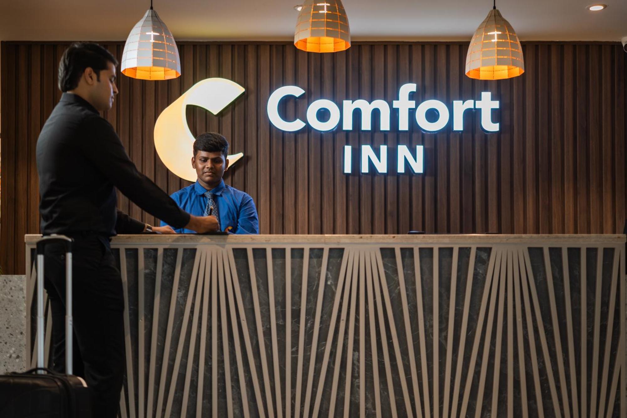 Comfort Inn Elite Jua Eksteriør bilde